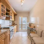 Apartment Golfinho *