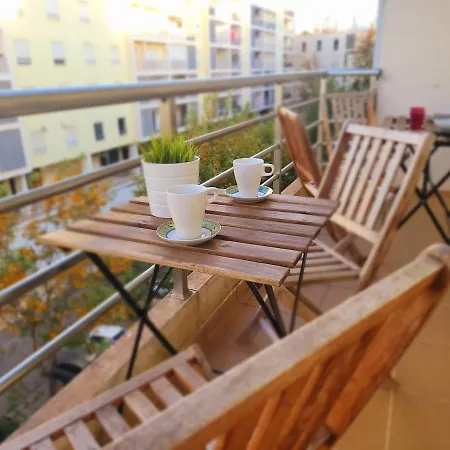 Golfinho Apartment