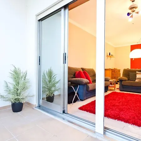 Golfinho Apartment *