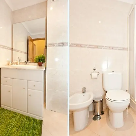 Golfinho Apartment *