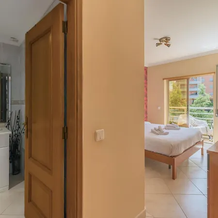 Golfinho Appartement *